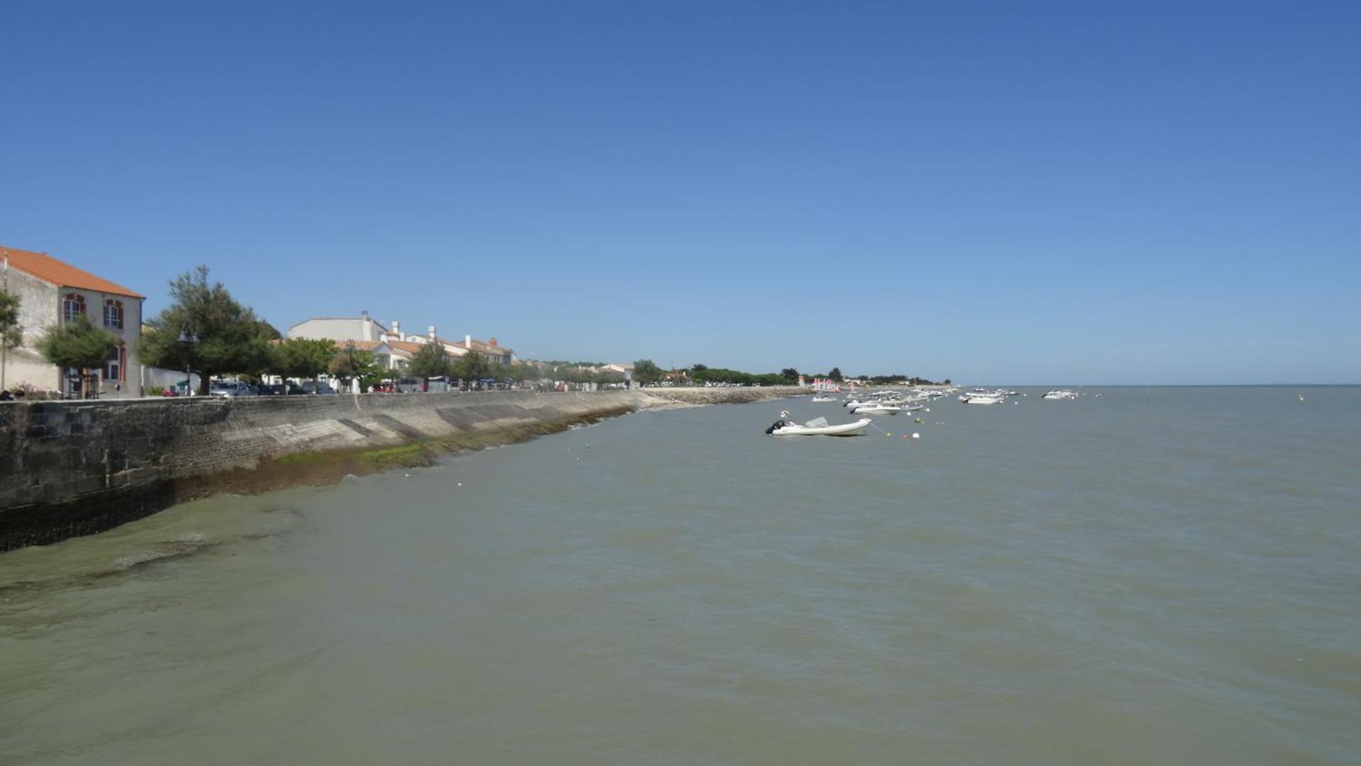 Une Pause A La Flotte En Re Exterior foto